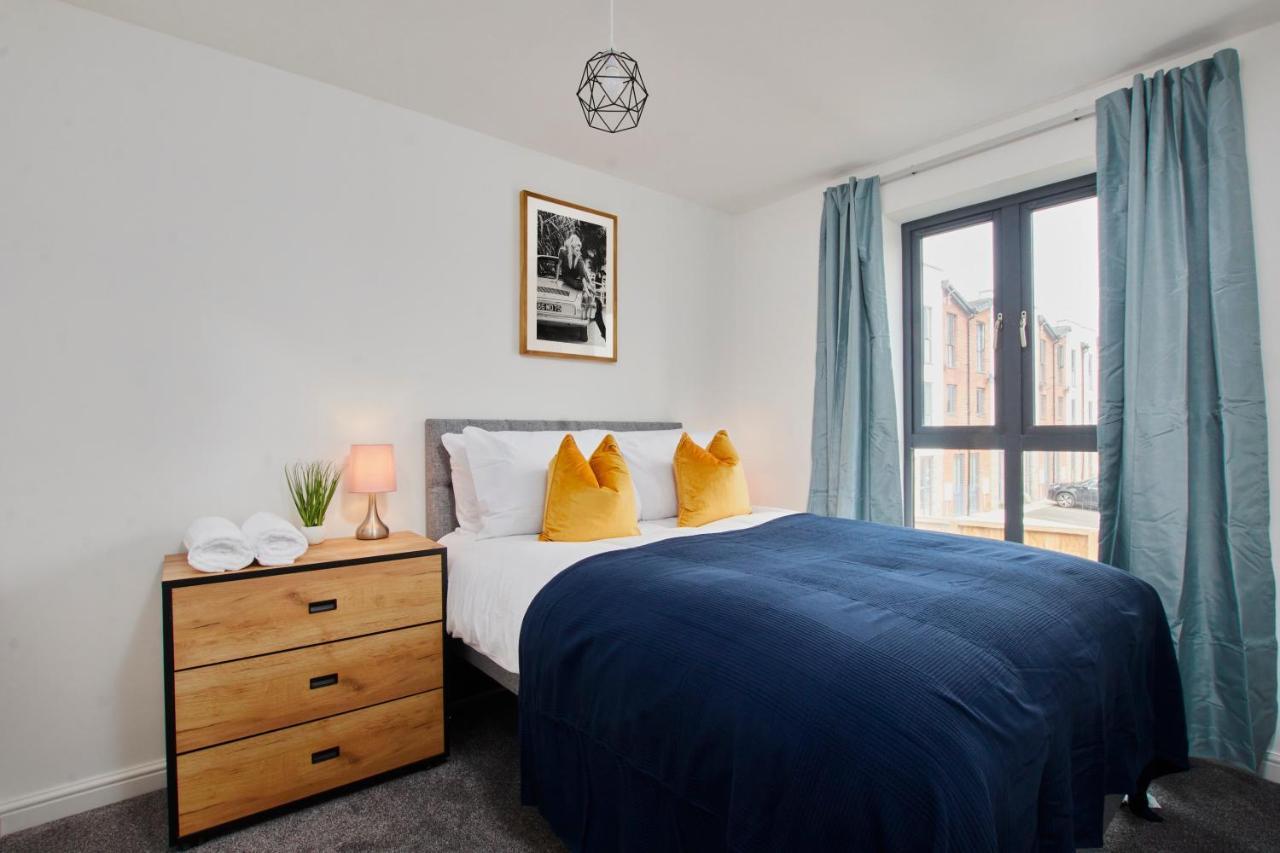 Fabulous 5 Bed House W Parking Vila Manchester Exterior foto