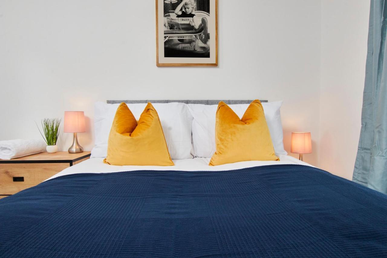 Fabulous 5 Bed House W Parking Vila Manchester Exterior foto